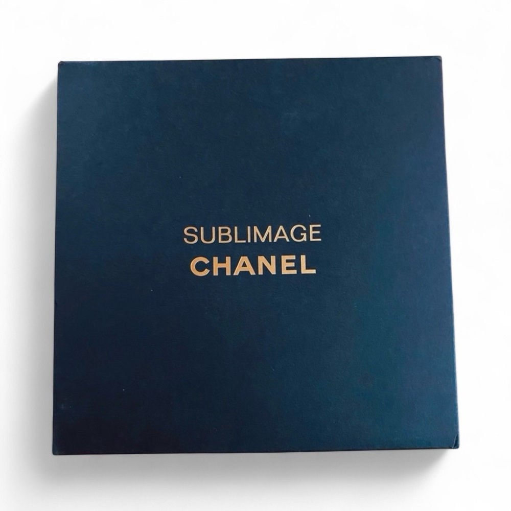 Chanel Beauty Sublimage 2024 Cosmetics Case / Jewelry Case - Picture 7 of 8